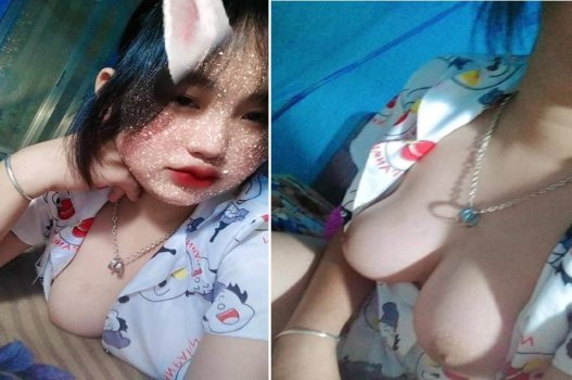 Mặc váy ngắn ở nhà nứng mời bạn thân đến chơi